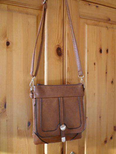 Hand Bag Crossbody Brown Faux Leather Multi Pocket Handbag- Purchased In Carraig Donn