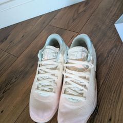 Basketball shoes - Jordan Zion 3 size: UK 8