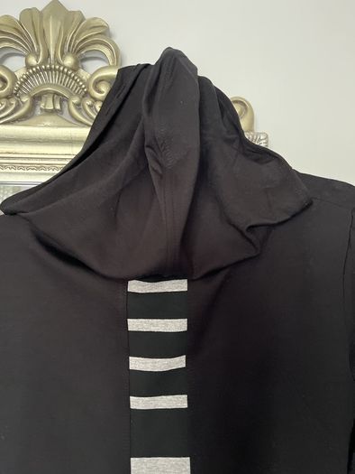 Naya black hooded top with white piping and design down back
