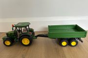 Bruder 1:16 John Deere 5115M Tractor with Tipping Trailer