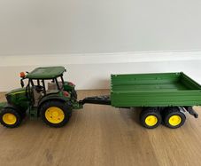 Bruder 1:16 John Deere 5115M Tractor with Tipping Trailer