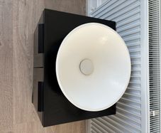 Sonas Vanity unit with bowl. Make me an offer!