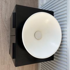 Sonas Vanity unit with bowl. Make me an offer!