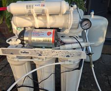 Reverse osmosis water filter