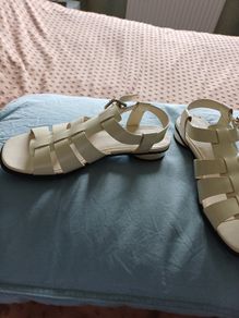 Womens sandals