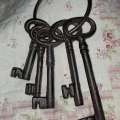 Cast Iron decorative keys