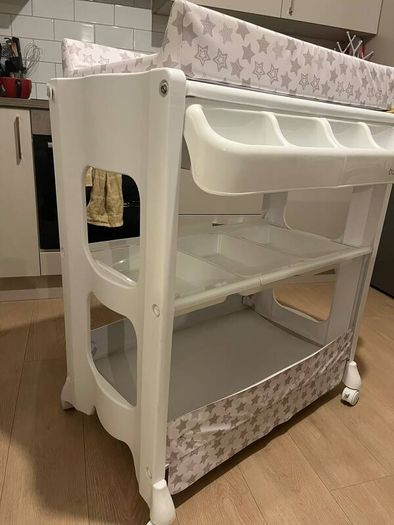 Babylo Smart Changing Table With Bath free delivery