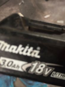 grinder Makita 18v