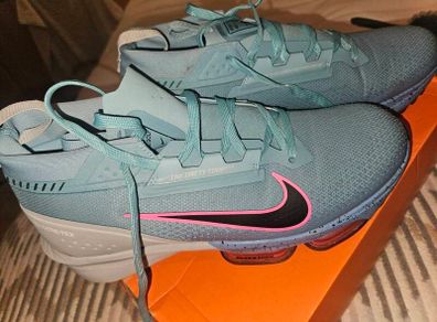 Mens nike golf shoe