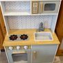 play kitchen Image 2