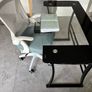 office table and chair Image 3
