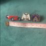 3 small vintage brooches Image 6