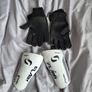 shin guards and gloves Image 2