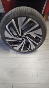alloy wheel