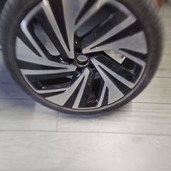 alloy wheel