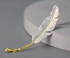 Brand New Luxury Pendant