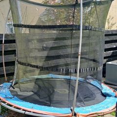 8ft trampoline