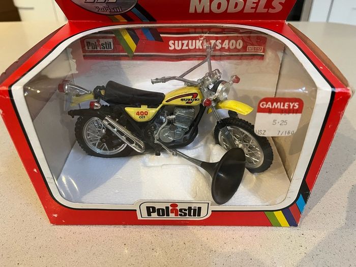 Suzuki TS 400 1/15 Polistil Rare