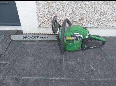 chainsaw