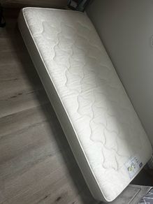 single bed m