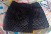 ladies skirt. Zara. Black quilted size  small