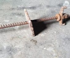 Shuttering bars