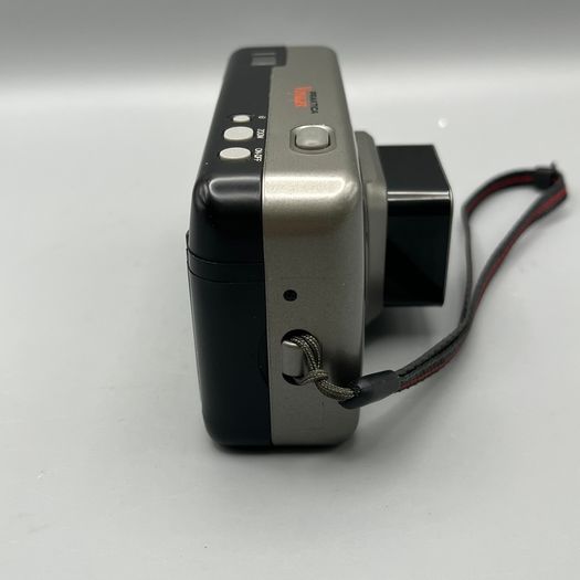 Praktica Voyager ZOOM fifty 35mm Film Camera Point & Shoot