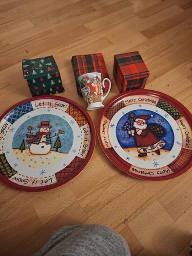 Assorted Mugs and 2 Large Plastic Plates