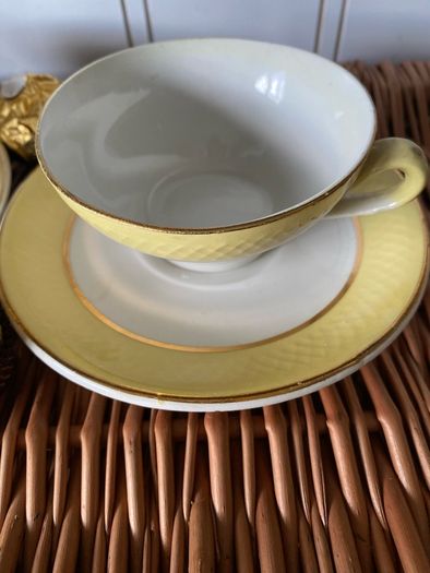 cups  & saucers - vintage china