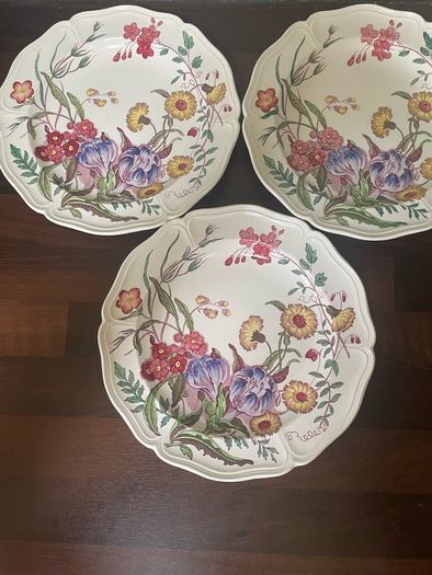Wedgwood plates
