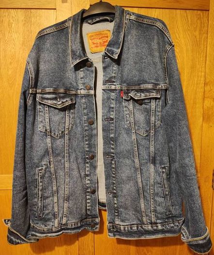 men's XL classic Levi jeans jacket