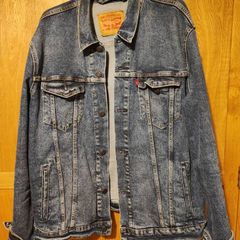 men's XL classic Levi jeans jacket