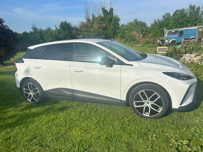 MG4 Exclusive 64kwh