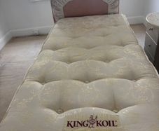 Single bed with King Koil mattress
