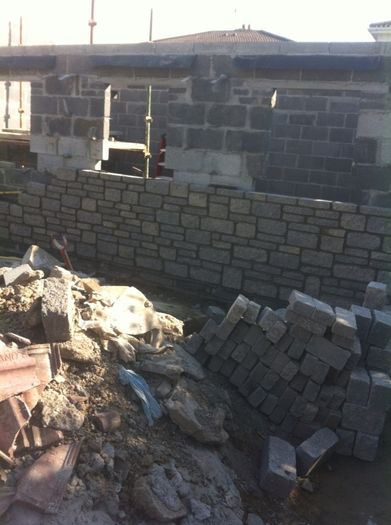 Bricklayer stonemason available