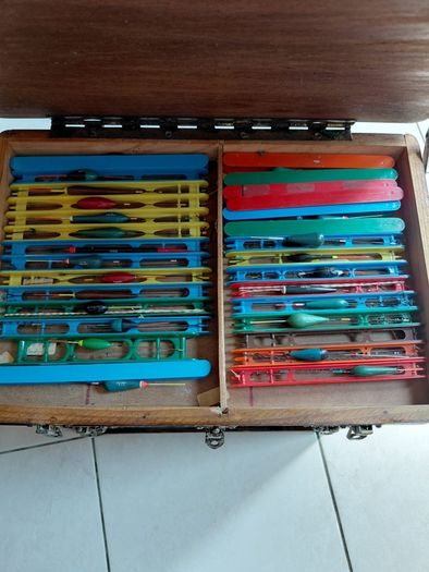 Vintage fishing box with some accessories inside