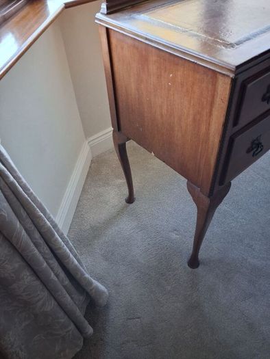 Ladies vintage writing desk