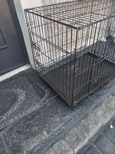 Medium dog cage