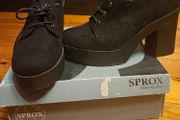 heeled creeper style ankle boot shoe