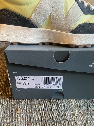 New Balance runners 7.5 UK BNIB