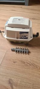 Air blower for pond or aquarium