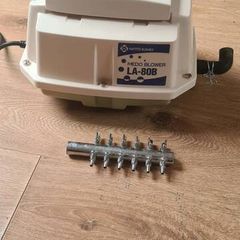 Air blower for pond or aquarium