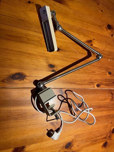 Table lamp