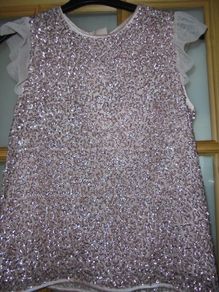 Girls top, size 14-15 years old