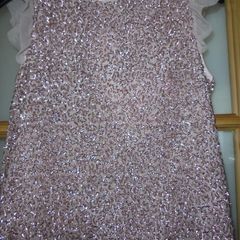 Girls top, size 14-15 years old