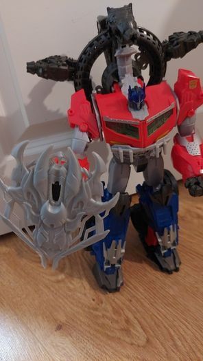 Transformer  OPTIMUS