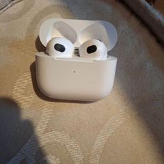 AirPods 3 (A2565)
