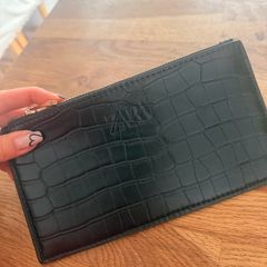 Zara wallet