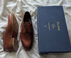 Men's leather shoes