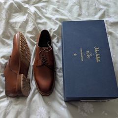 Men's leather shoes